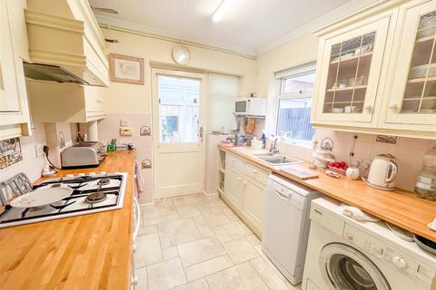 3 bedroom semi-detached house for sale, Springfield Way, Fareham PO14