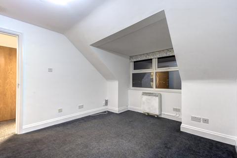 1 bedroom flat to rent, 38-39 Val Plaisant, St. Helier, Jersey. JE2 4TA