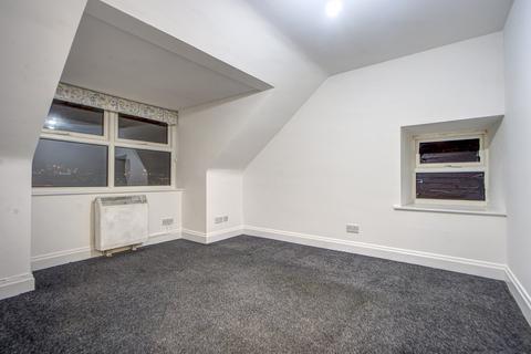 1 bedroom flat to rent, 38-39 Val Plaisant, St. Helier, Jersey. JE2 4TA