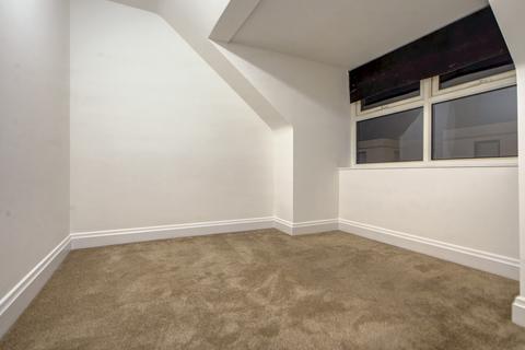 1 bedroom flat to rent, 38-39 Val Plaisant, St. Helier, Jersey. JE2 4TA