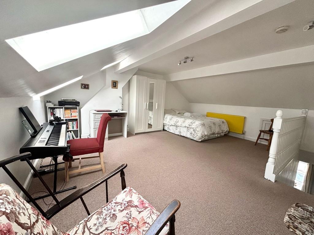 Third bedroom 2