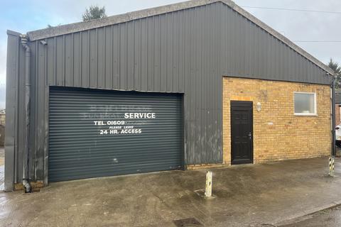 Industrial unit to rent, Tannery Lane, Northallerton, DL7