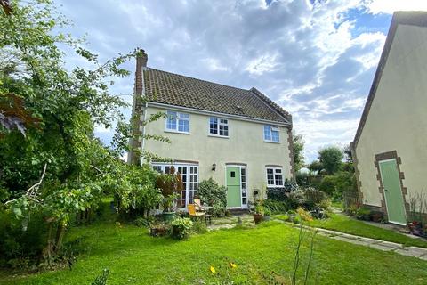 5 Barningham Place, Matlaske, Norwich, NR11 7JQ