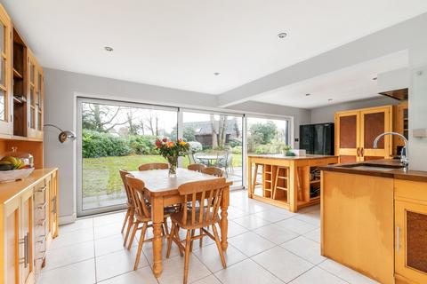 4 bedroom detached house for sale, Chilbolton Avenue, Winchester, SO22