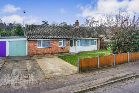 3 bedroom detached bungalow for sale, Church Close, Norwich NR14