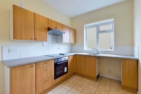 2 bedroom flat to rent, Queens Road, Portsmouth, PO2