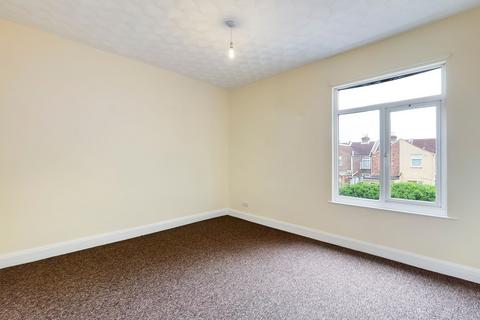 2 bedroom flat to rent, Queens Road, Portsmouth, PO2