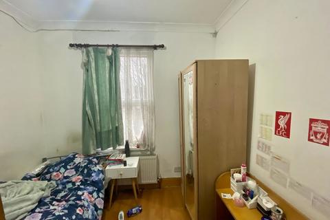 34 Endsleigh Road, Southall, UB2 5QL