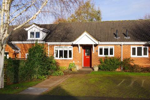 2 bedroom terraced bungalow for sale, Warwick Way, Ashby-de-la-Zouch