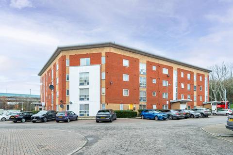 2 bedroom flat for sale, Albatross Close, Beckton, London, E6