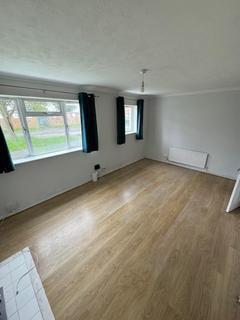 2 bedroom apartment to rent, Fullerton Close, Southampton