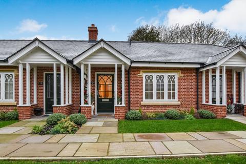 2 bedroom terraced bungalow for sale, Brights Path Almshouses, High Street, Maldon