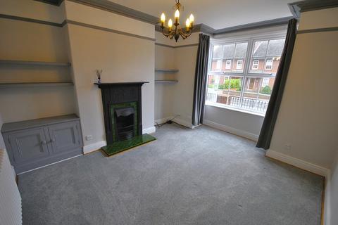 2 bedroom terraced house for sale, Westgate, Doncaster DN11