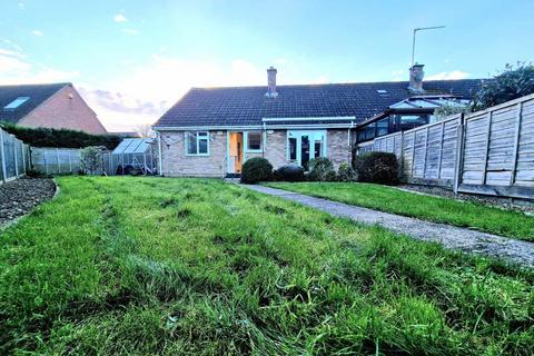 2 bedroom semi-detached bungalow for sale, Bath Road, Eastington