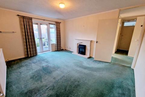 17 Bath Road, Eastington, Stonehouse, GL10 3AX