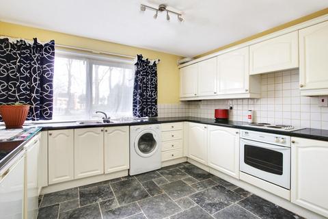 3 bedroom flat to rent, Summerfield Court, Edgbaston B15