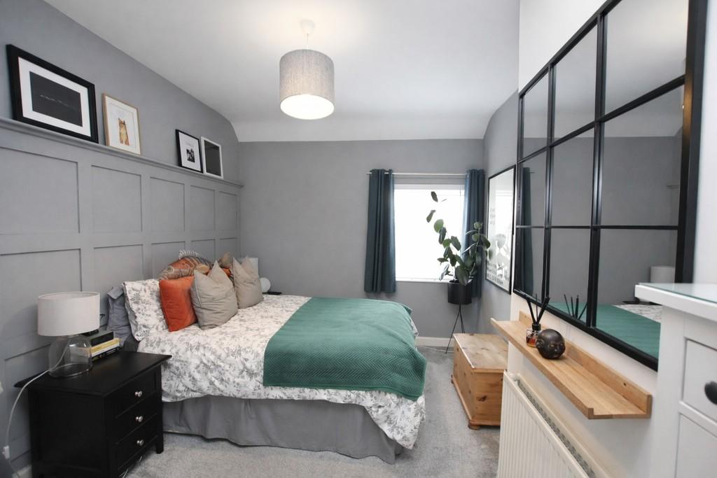 Bedroom1angle3