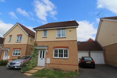 3 bedroom link detached house to rent, Clover Way, Hatfield, AL10