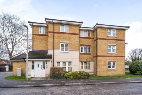 2 bedroom flat for sale, Newbury,  Berkshire,  RG14