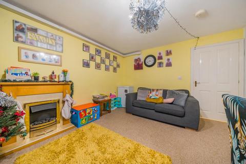 2 bedroom flat for sale, Newbury,  Berkshire,  RG14