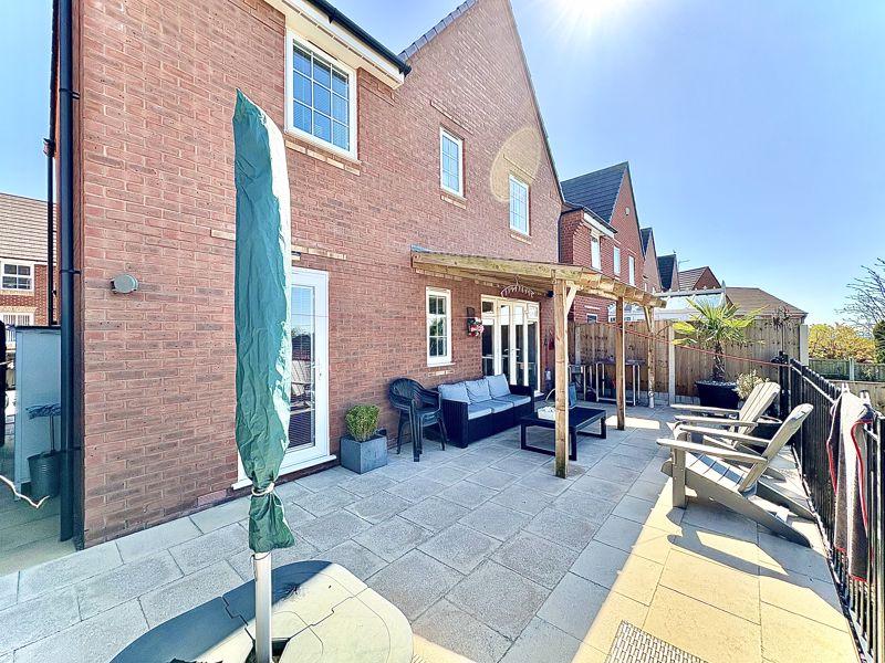 Rear patio area