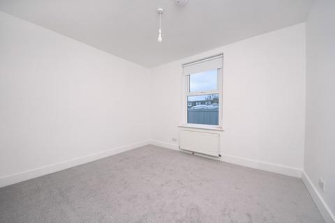 2 bedroom flat for sale, Chiswick, W4