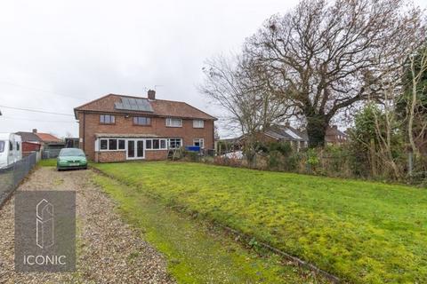 3 bedroom semi-detached house for sale, Hungate Street, Aylsham, Norwich