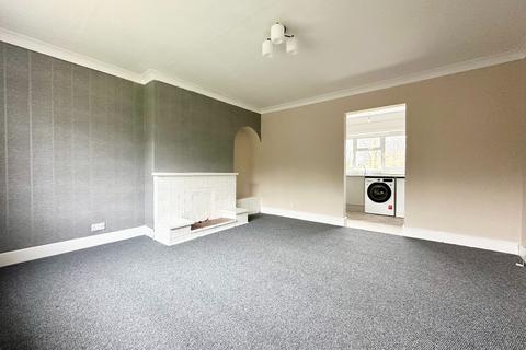 2 bedroom terraced house to rent, Kirkton Avenue, Blantyre, Glasgow