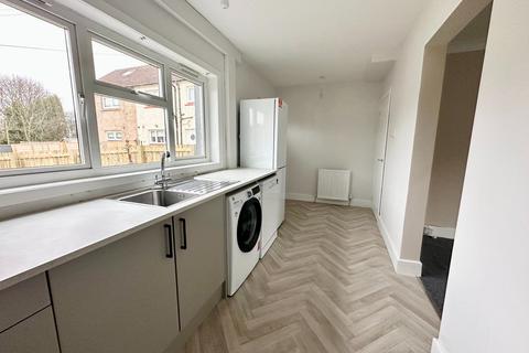 2 bedroom terraced house to rent, Kirkton Avenue, Blantyre, Glasgow