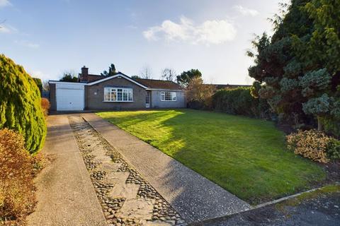 3 bedroom bungalow for sale, 15 Hemingby Way, Horncastle