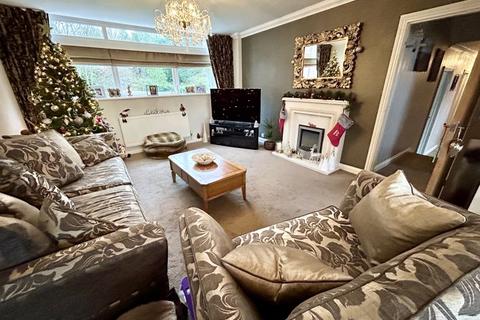 3 bedroom apartment for sale, Monmouth Drive, Sutton Coldfield, B73 6JG