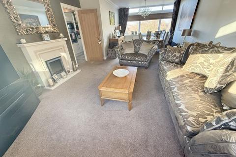 3 bedroom apartment for sale, Monmouth Drive, Sutton Coldfield, B73 6JG