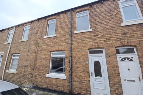 3 bedroom terraced house to rent, George Street, Blyth