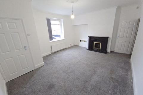 3 bedroom terraced house to rent, George Street, Blyth