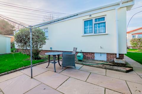 2 bedroom park home for sale, Tower Park, Hockley SS5