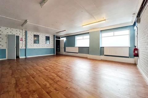 Leisure facility to rent, St. Helens Road, Bolton, Daubhill