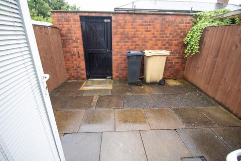 91 Plodder Lane, Farnworth, Bolton, BL4 0BX