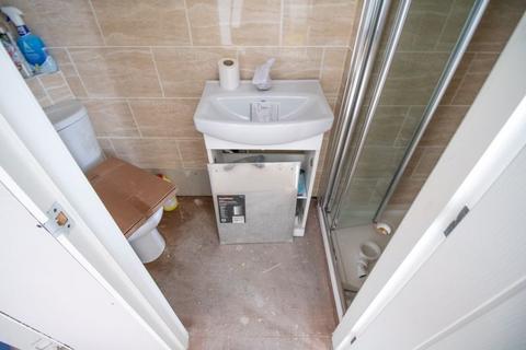 91 Plodder Lane, Farnworth, Bolton, BL4 0BX