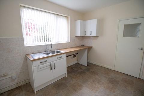 3 bedroom semi-detached house for sale, Ruskin Avenue, Bolton BL4