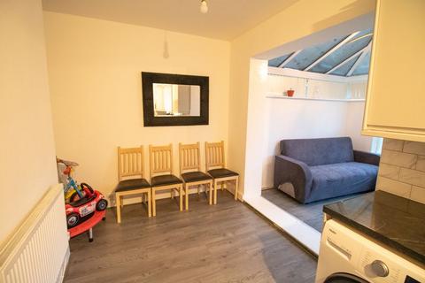 3 bedroom semi-detached house for sale, Crescent Avenue, Bolton BL4