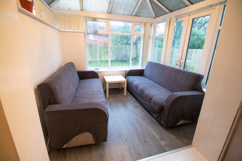 Conservatory/Reception Room 2