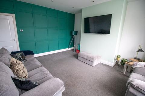 2 bedroom terraced house to rent, Maze Street, Bolton BL3