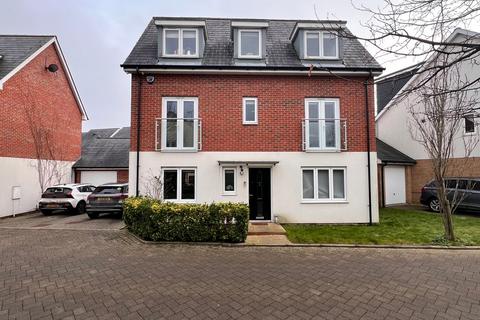 4 bedroom detached house for sale, Appletree Way, Welwyn Garden City, AL7