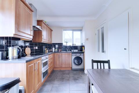 3 bedroom end of terrace house for sale, Stifford Road, South Ockendon RM15