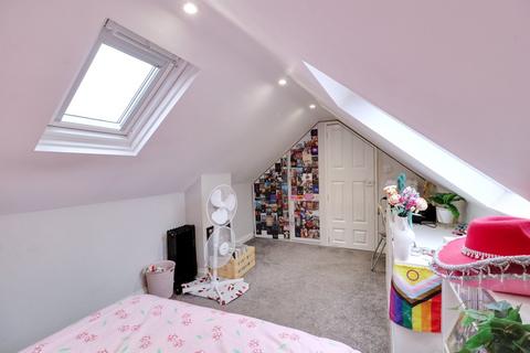 111 Stifford Road, South Ockendon, RM15 5NF