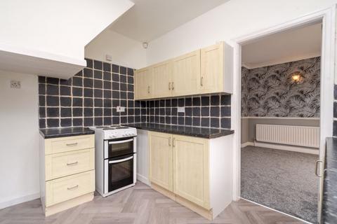 3 bedroom semi-detached house to rent, Longfield Road, Middle Hulton, Bolton. *AVAILABLE NOW*