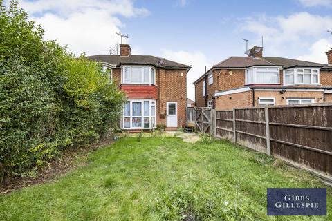 3 bedroom semi-detached house to rent, Lamorna Grove