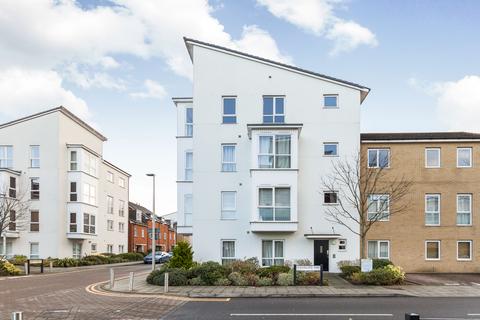 1 bedroom apartment to rent, Gweal Avenue, Reading