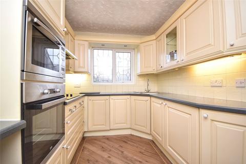 4 Chatburn Avenue, Clitheroe, BB7 2AU