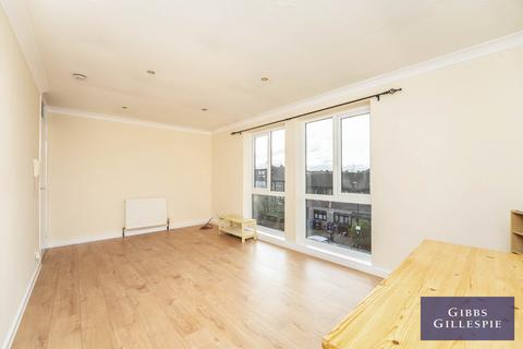 1 bedroom flat to rent, Littlewood Close, W13